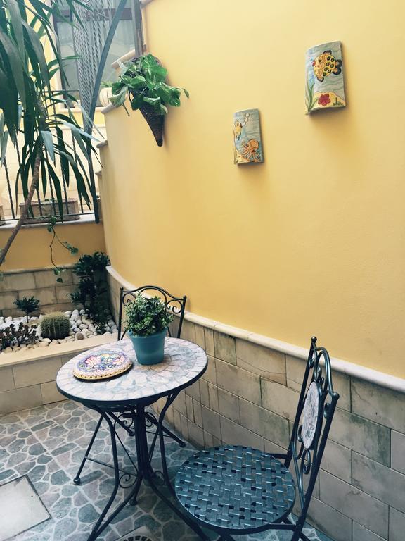 Mishalay Apartment Szirakúza Kültér fotó